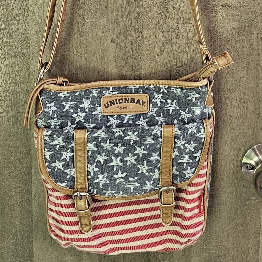 UNIONBAY Crossbody Bag in Blue and Red